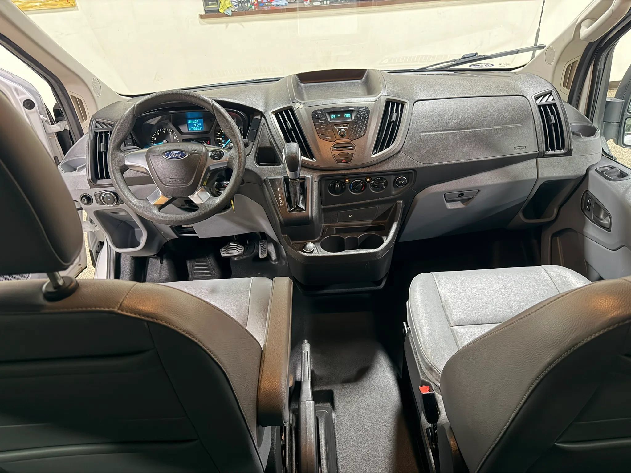 Used 2019 Ford Transit 350 XL RWD image 48
