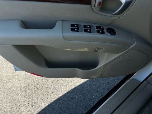 Used 2007 Hyundai Santa Fe SE image 33