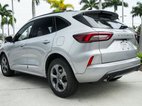 Used 2023 Ford Escape ST-Line image 7