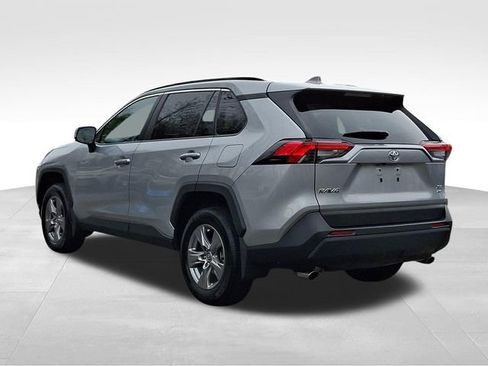 Used 2024 Toyota RAV4 XLE w/ Convenience Package image 4