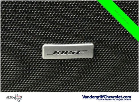 Used 2023 Chevrolet Traverse Premier w/ Redline Edition FWD image 17