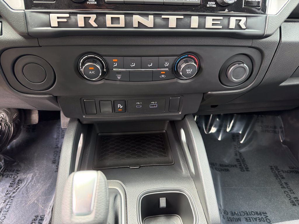 Certified 2025 Nissan Frontier SV RWD image 26