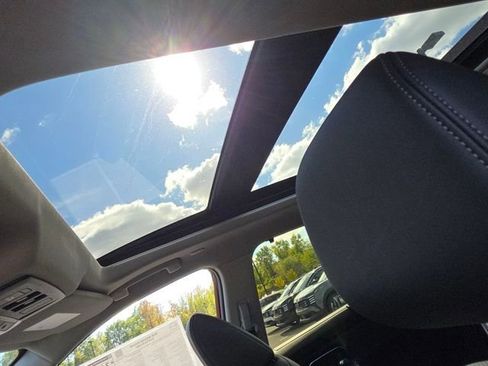 New 2026 Nissan Rogue Platinum w/ Platinum Premium Package image 4