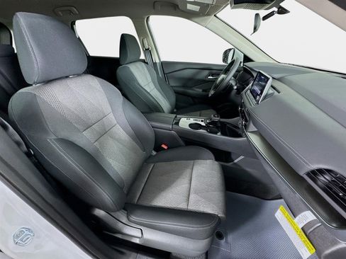 New 2026 Nissan Rogue SV FWD image 27