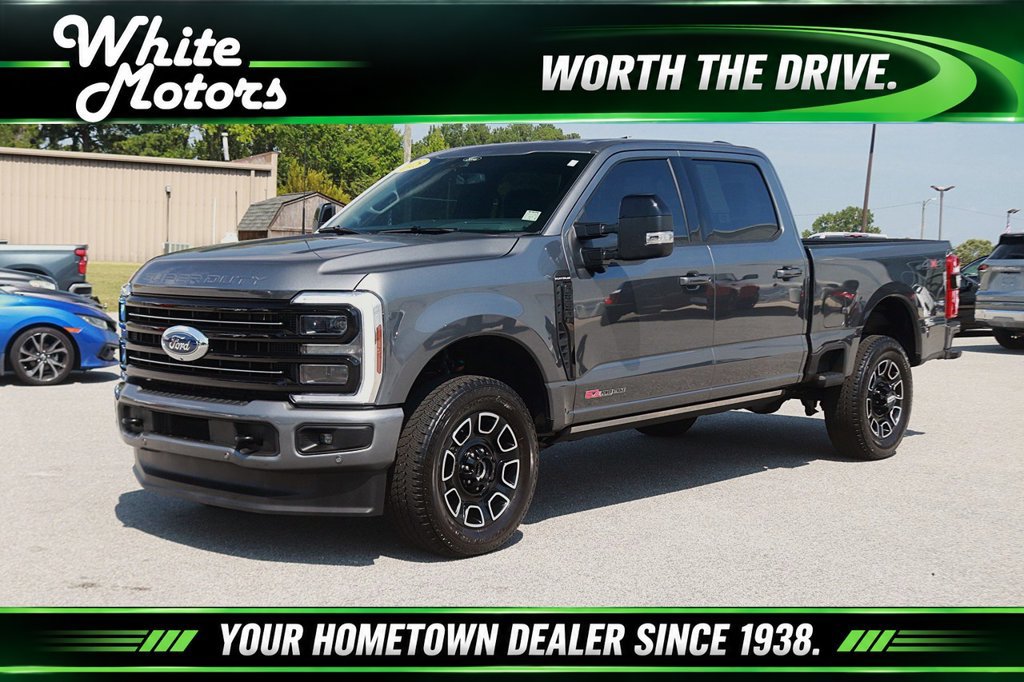 Used 2025 Ford F350 Platinum AWD/4WD image 1