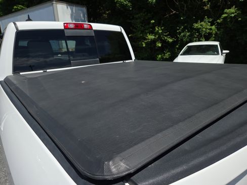 Used 2016 RAM 1500 Big Horn AWD/4WD image 32