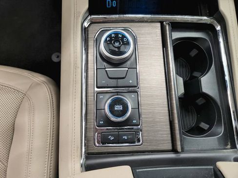 Used 2023 Ford Expedition Max Limited image 28