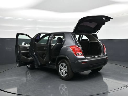 Used 2016 Chevrolet Trax LS FWD image 33