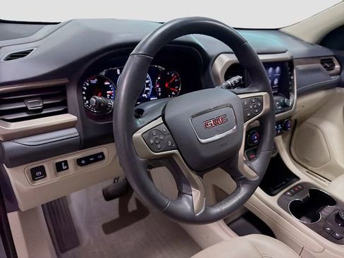 Certified 2023 GMC Acadia Denali w/ Denali Ultimate Package image 9