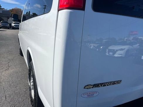 Used 2020 Chevrolet Express 2500 LS image 10