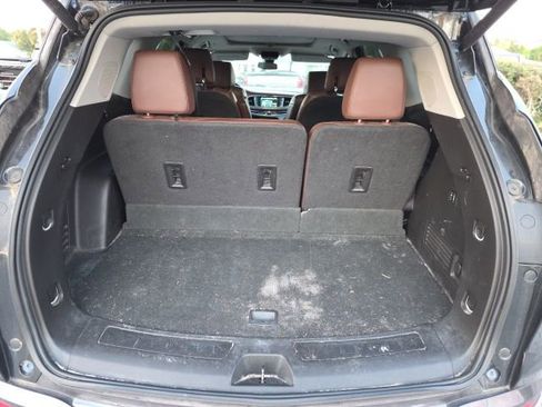 Used 2018 Buick Enclave Avenir w/ Avenir Technology Package AWD/4WD image 17