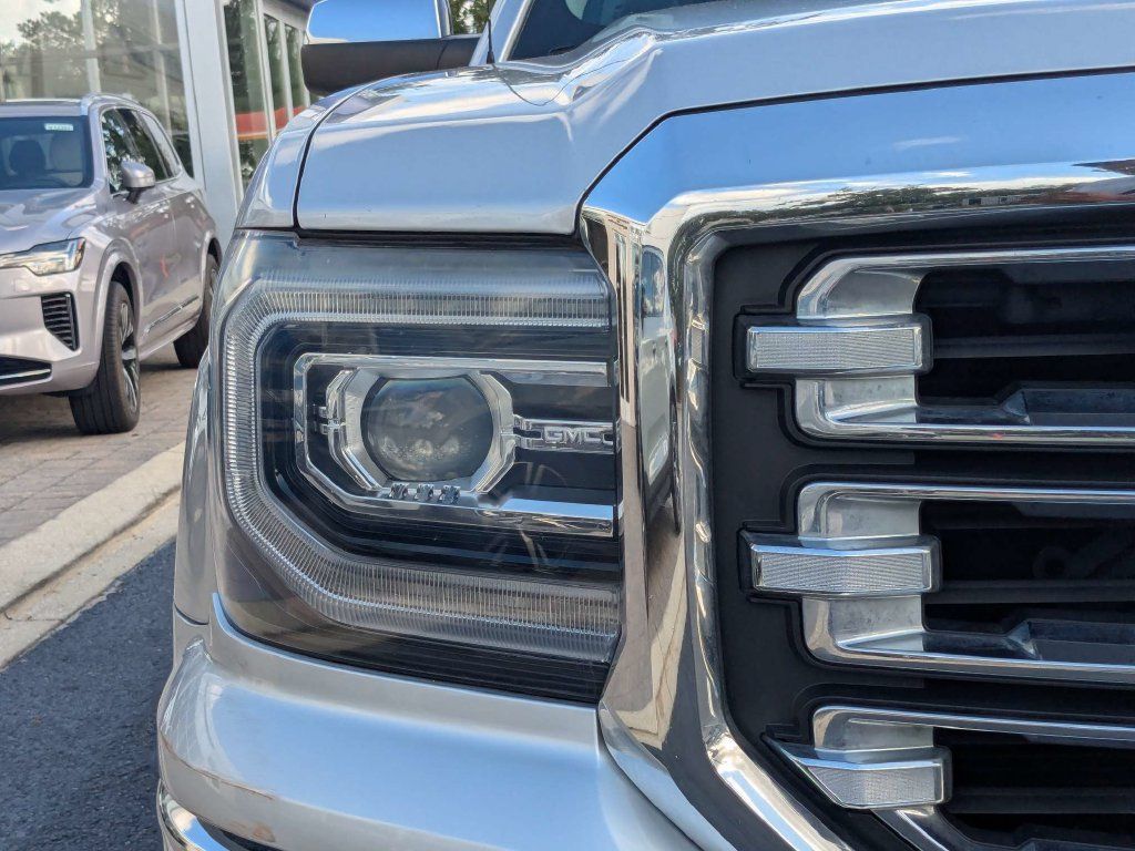 Used 2018 GMC Sierra 1500 SLT AWD/4WD image 10