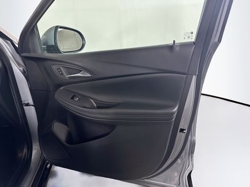 Used 2024 Buick Encore GX Sport Touring FWD image 30