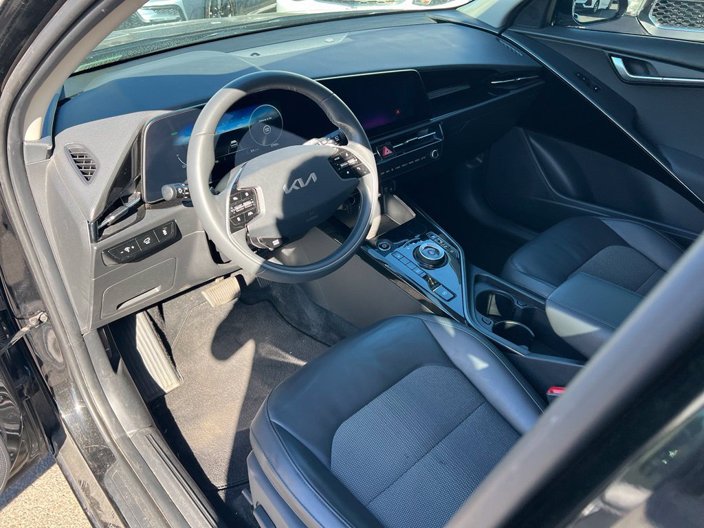Certified 2023 Kia Niro Wind FWD image 13