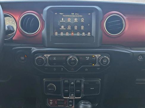 Used 2021 Jeep Wrangler Unlimited Rubicon image 14