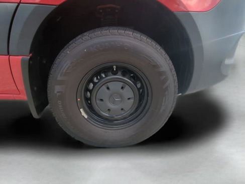 Used 2024 Mercedes-Benz Sprinter 2500 image 26