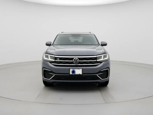 Used 2022 Volkswagen Atlas Cross Sport SEL R-Line image 2