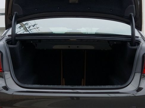 Used 2019 BMW 540i w/ Convenience Package image 23