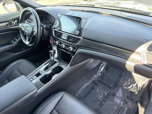 Used 2019 Honda Accord Sport image 29