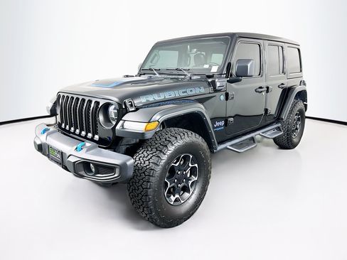Used 2022 Jeep Wrangler Unlimited Rubicon 4xe w/ Cold Weather Group AWD/4WD image 3