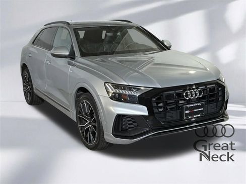 Used 2023 Audi Q8 Premium Plus w/ Premium Plus Package AWD/4WD image 7