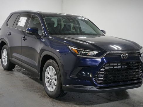New 2026 Toyota Grand Highlander AWD Hybrid image 3