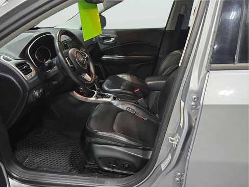 Used 2017 Jeep Compass Latitude w/ Safe & Security Group image 8