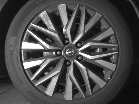 Used 2025 Nissan Altima 2.5 SV image 13