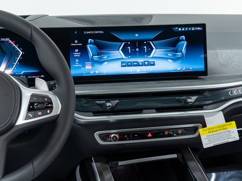 New 2026 BMW X7 xDrive40i w/ M Sport Package image 19