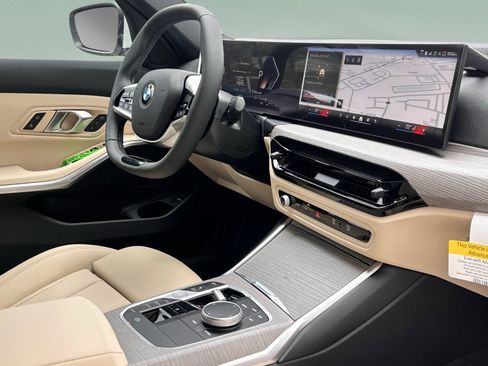 Used 2026 BMW 330i Sedan w/ Premium Package RWD image 28
