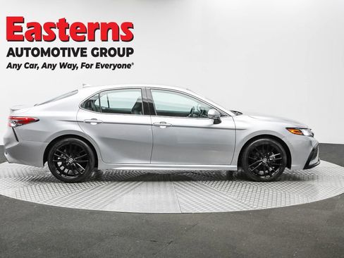 Used 2023 Toyota Camry XSE image 4