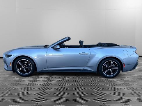 Used 2025 Ford Mustang Premium RWD image 7
