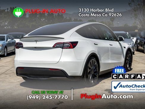 Used 2024 Tesla Model Y Performance AWD/4WD image 4