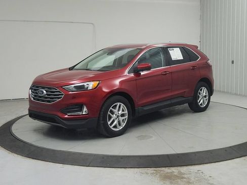 Used 2022 Ford Edge SEL w/ Convenience Package AWD/4WD image 4