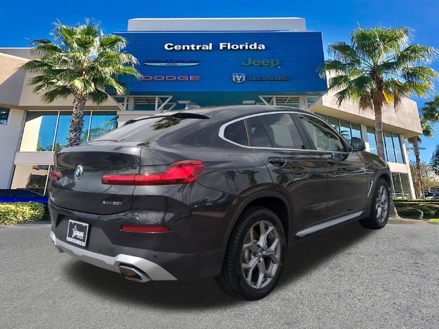 Used 2023 BMW X4 xDrive30i AWD/4WD image 5