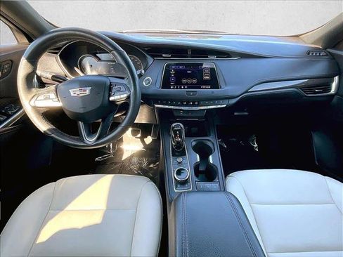 Used 2020 Cadillac XT4 Sport image 16