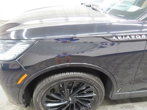 Used 2025 Lincoln Aviator Reserve w/ Equipment Group 201A AWD/4WD image 47
