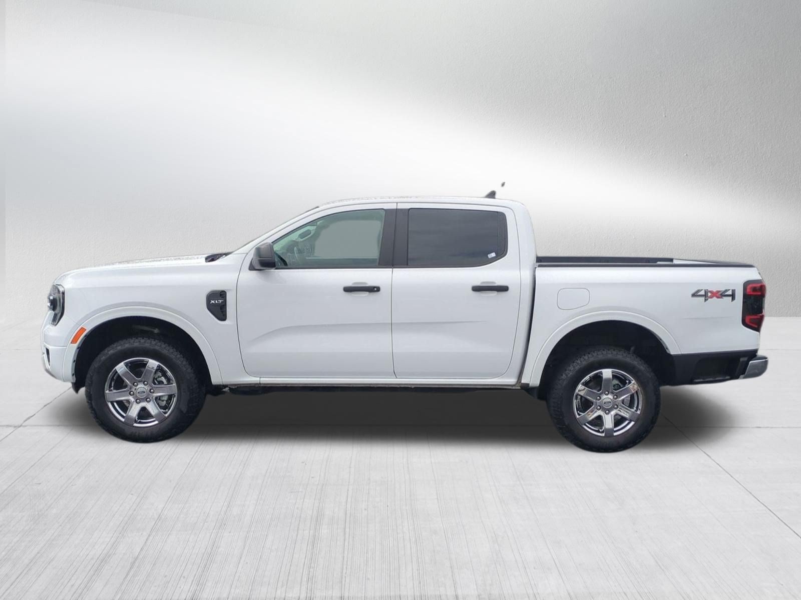 Used 2025 Ford Ranger XLT w/ Advanced Towing Package AWD/4WD image 2