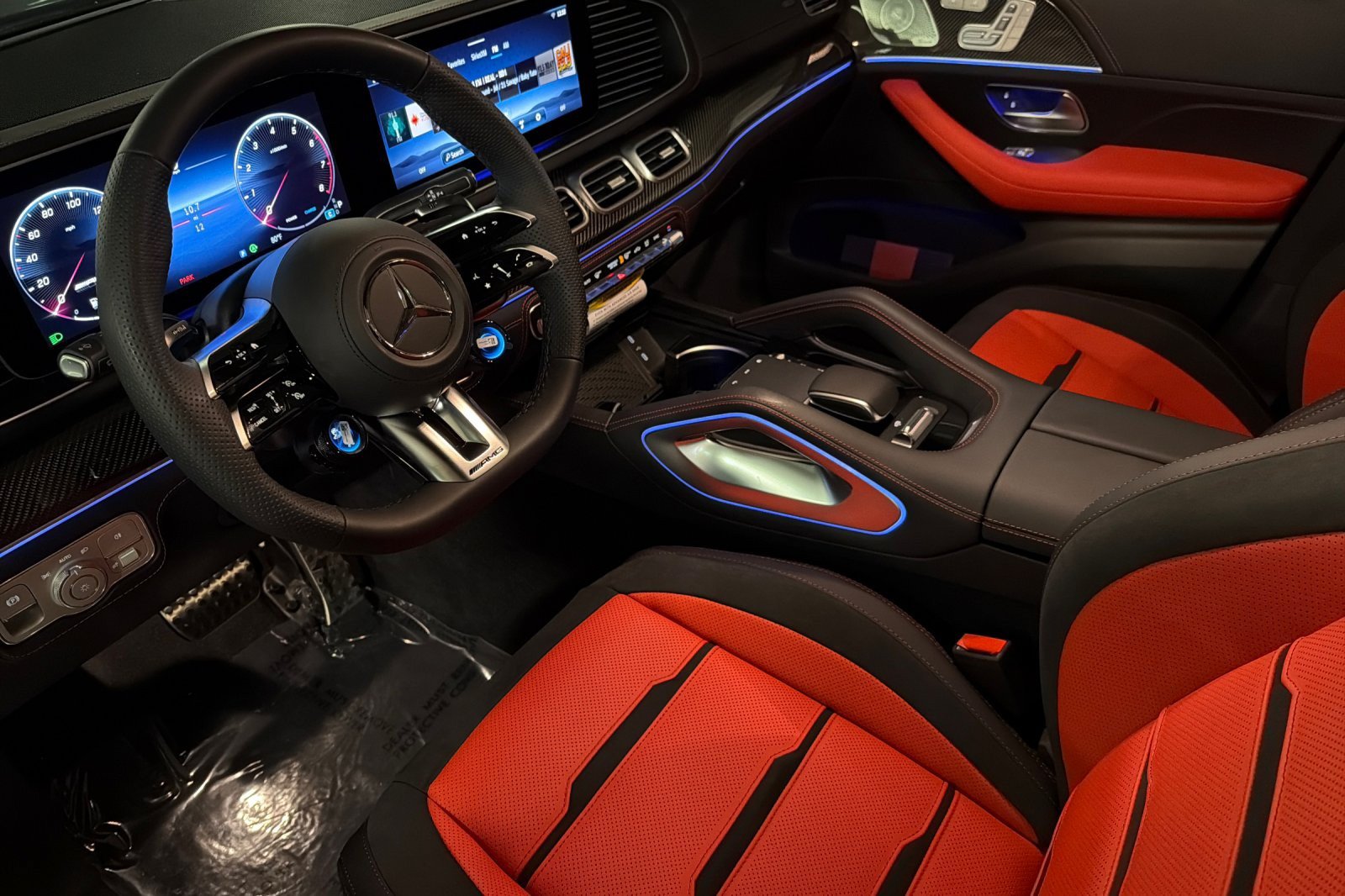 New 2026 Mercedes-Benz GLE 53 AMG 4MATIC Coupe image 9