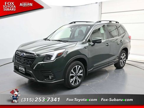 Used 2023 Subaru Forester Limited AWD/4WD image 2