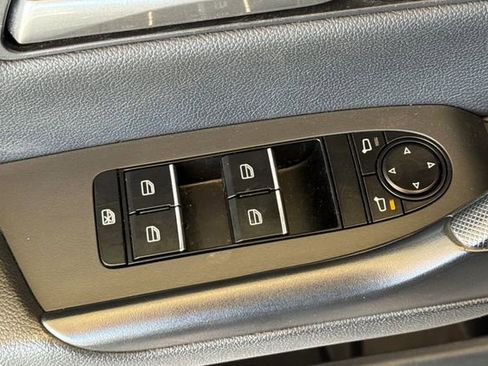 Used 2024 MAZDA CX-50 AWD 2.5 S w/ Premium Package image 12