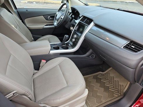Used 2013 Ford Edge SEL image 11