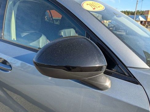 Used 2023 Buick Envision Essence w/ Sport Touring Package image 12