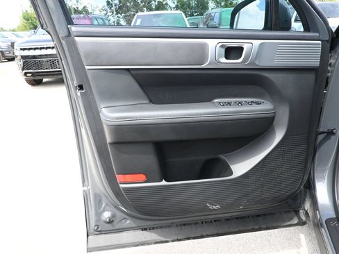 Used 2026 Hyundai Santa Fe SEL FWD image 8