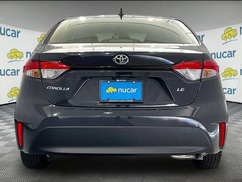 Used 2026 Toyota Corolla LE FWD image 5