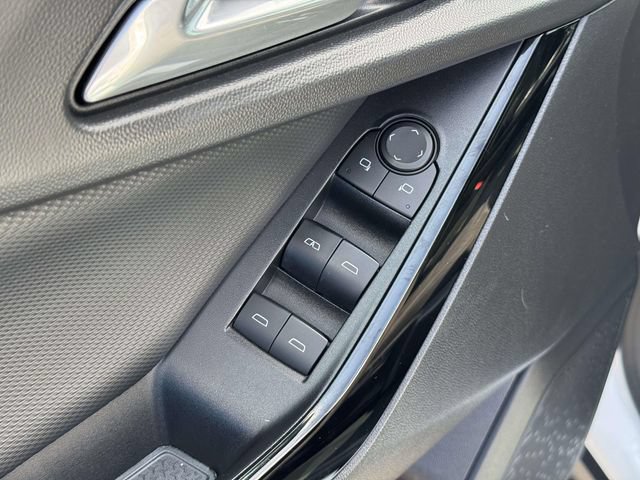 Certified 2025 Chevrolet Equinox LT w/ Safety and Technology Package FWD image 18