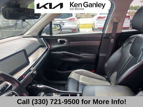 Certified 2024 Kia Sorento S w/ Panoramic Sunroof Package FWD image 41