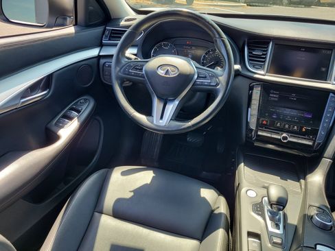 Used 2021 INFINITI QX50 Luxe FWD image 17
