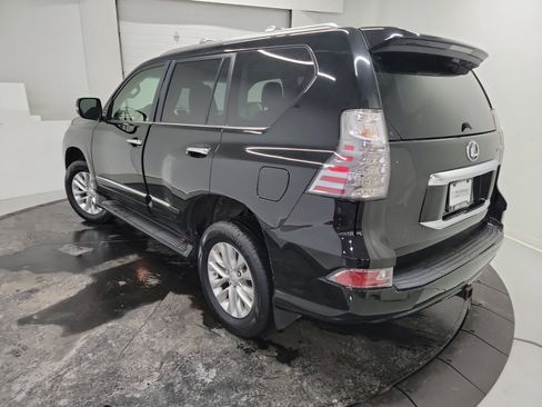 Used 2018 Lexus GX 460 image 6
