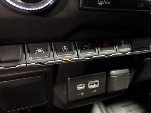 Used 2022 GMC Sierra 1500 Pro w/ Pro Value Package image 28